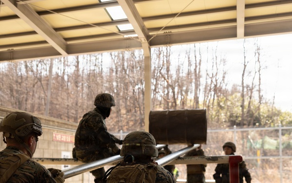 KMEP 26.1 | U.S. Marines with 12th LCT and ROK Marines Execute a Leadership Course