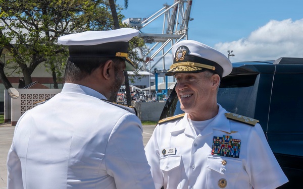 Adm. Steve Koehler, commander, U.S. Pacific Fleet, visits the Sri Lanka Navy's offshore patrol vessel P628