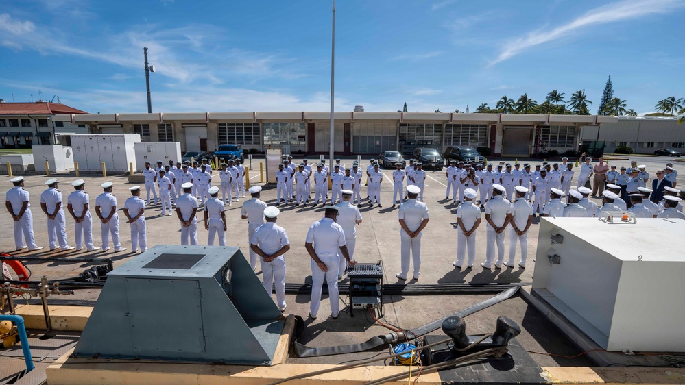 Adm. Steve Koehler, commander, U.S. Pacific Fleet, visits the Sri Lanka Navy's offshore patrol vessel P628