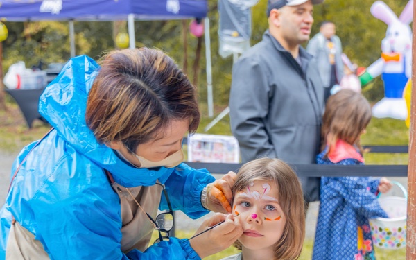 CFAY MWR Hosts Eggstravaganza