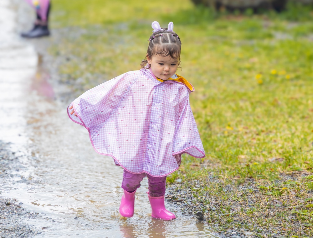 CFAY MWR Hosts Eggstravaganza