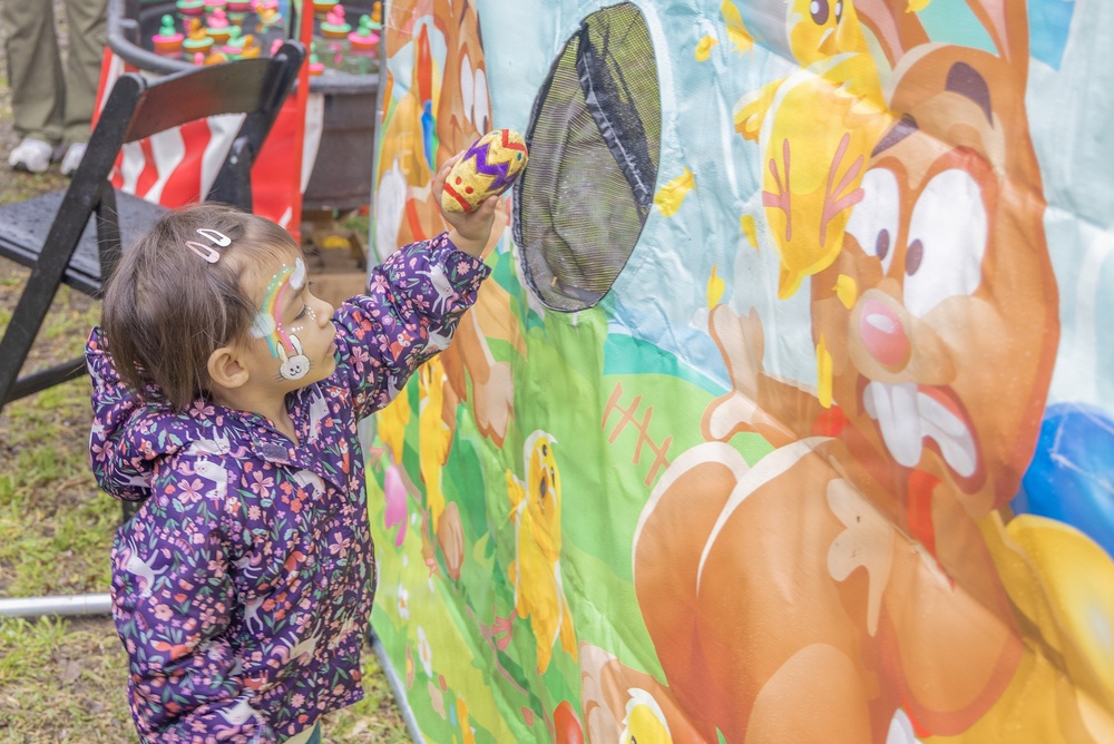 CFAY MWR Hosts Eggstravaganza