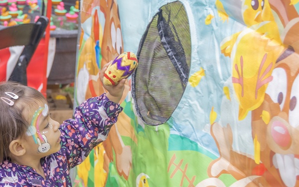 CFAY MWR Hosts Eggstravaganza