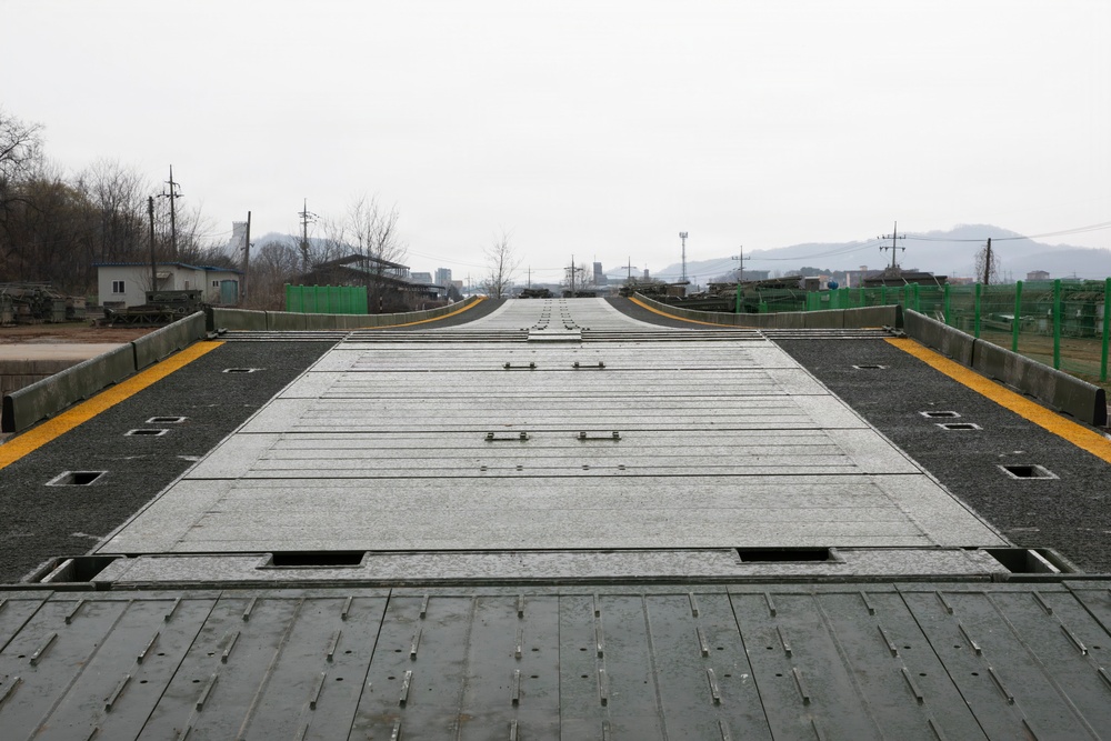Building toward the future! U.S. and ROK Army Engineer units meet to assess a tactical bridge prototype at Yangpyeong, South Korea