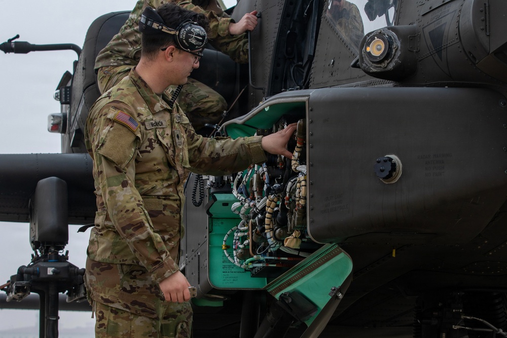 4-2 AB Conducts Pre-Flight Inspections