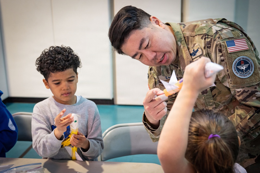 SSC STEM conducts outreach event at Yokota Elementary School