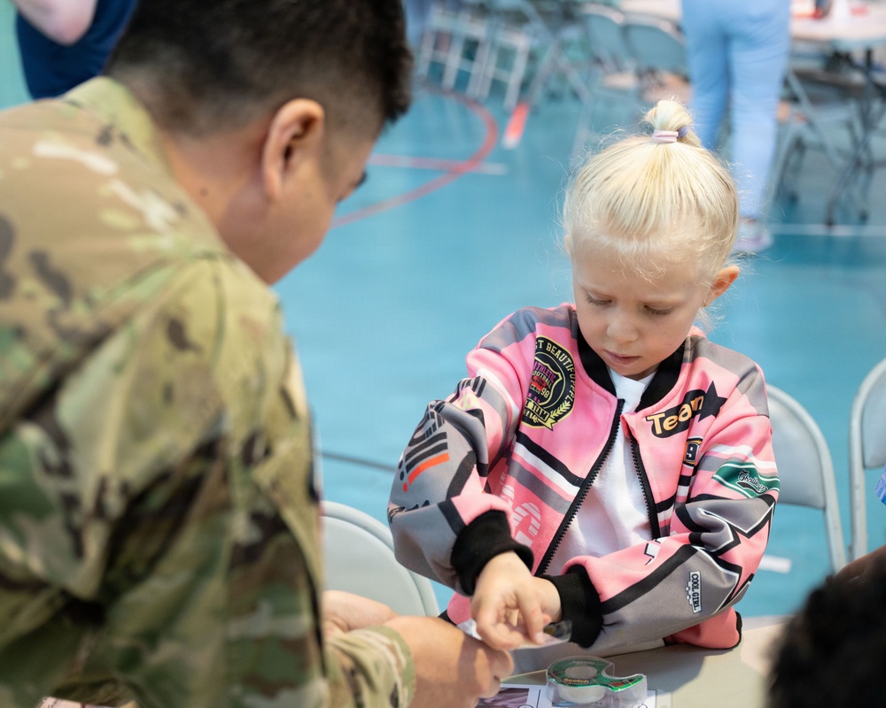 SSC STEM conducts outreach event at Yokota Elementary School