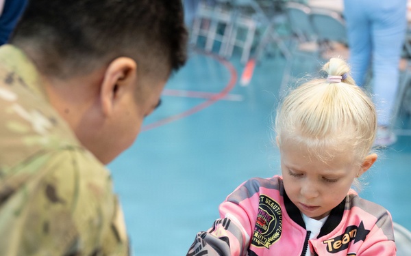 SSC STEM conducts outreach event at Yokota Elementary School