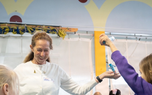 SSC STEM conducts outreach event at Yokota Elementary School