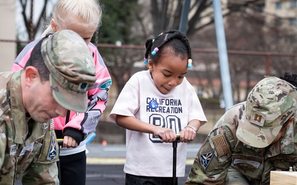 SSC STEM conducts outreach event at Yokota Elementary School