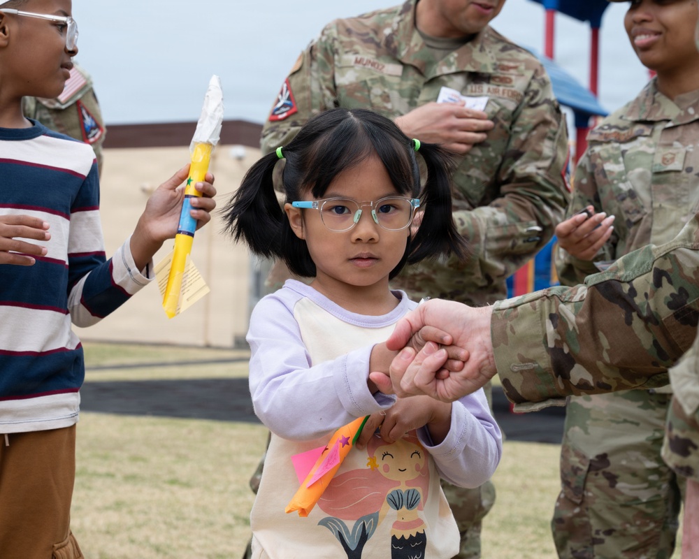 SSC STEM conducts outreach event at Yokota Elementary School