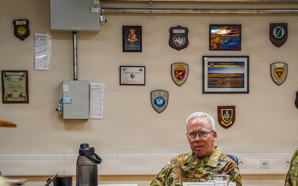 LTG Brady visits 10th AAMDC