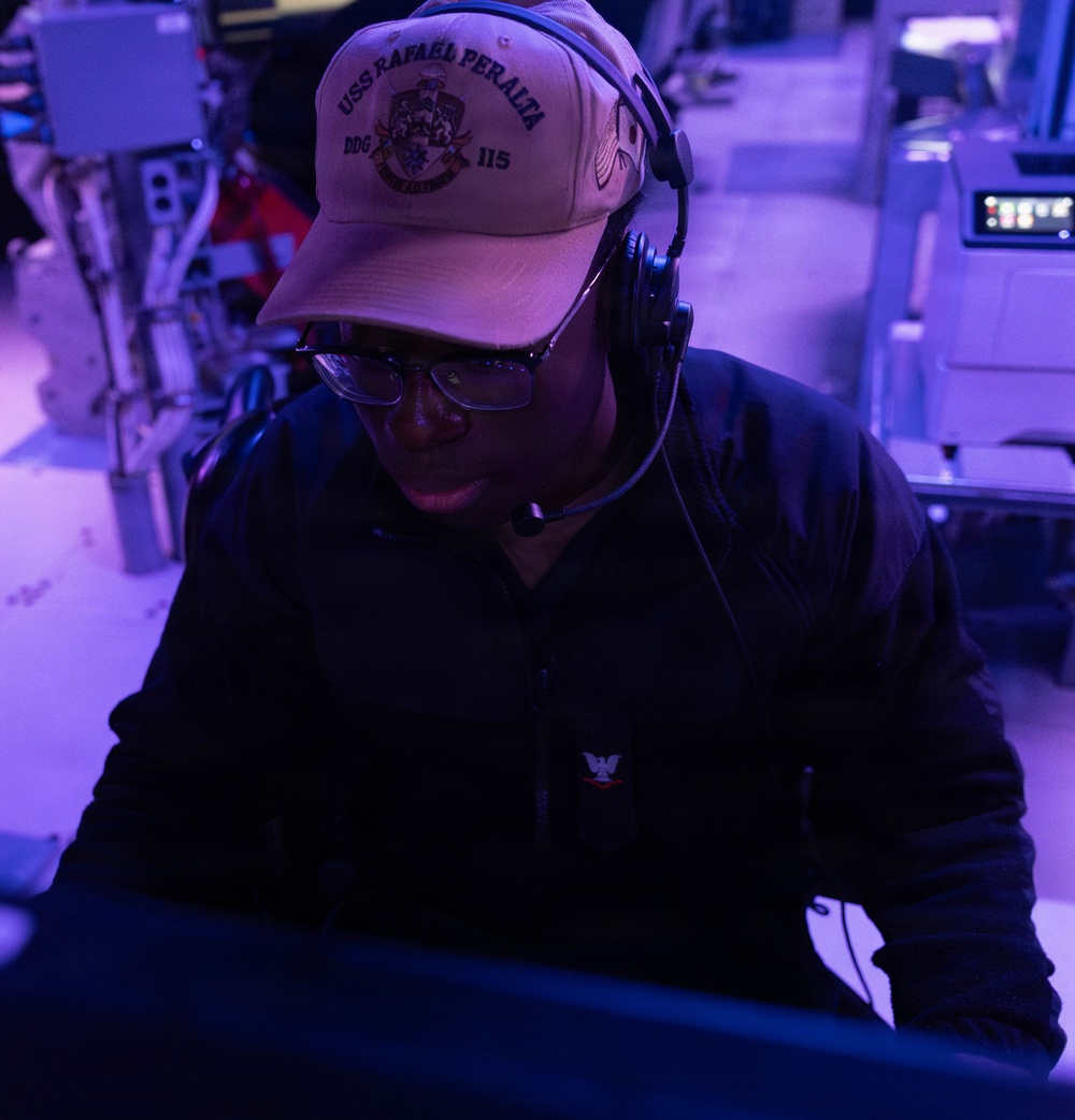 USS Rafael Peralta (DDG 115) CIC Ops