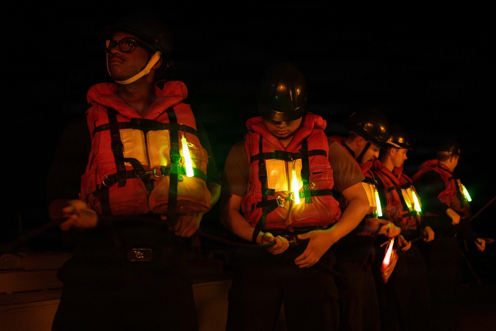 USS Rafael Peralta RAS with USNS John Lewis