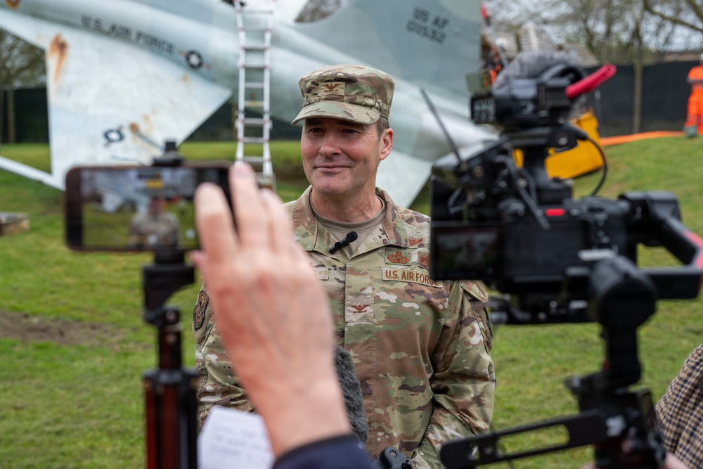 RAF Alconbury F-5E Tiger II replica removal and donation