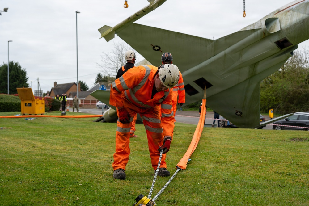 RAF Alconbury F-5E Tiger II replica removal and donation