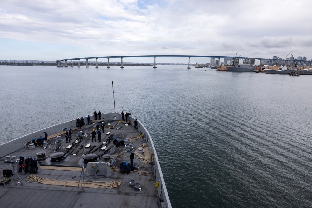 John P. Murtha gets underway for Artemis II recovery