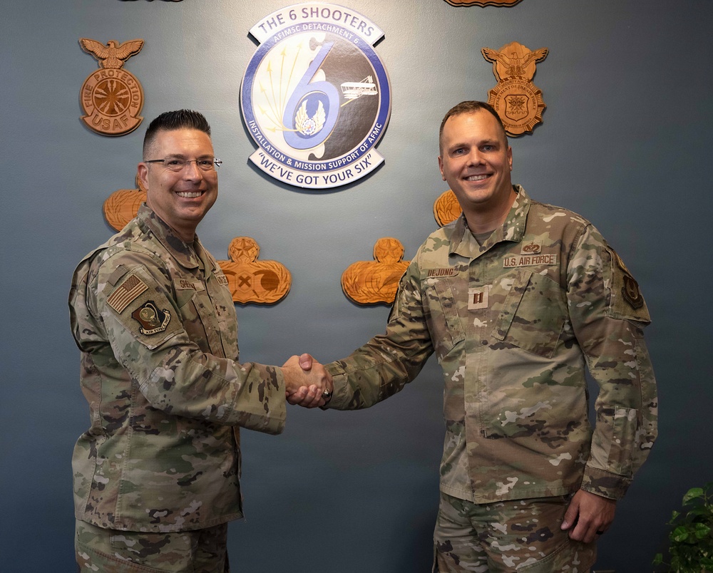 AFIMSC leaders recognize Detachment 6 excellence