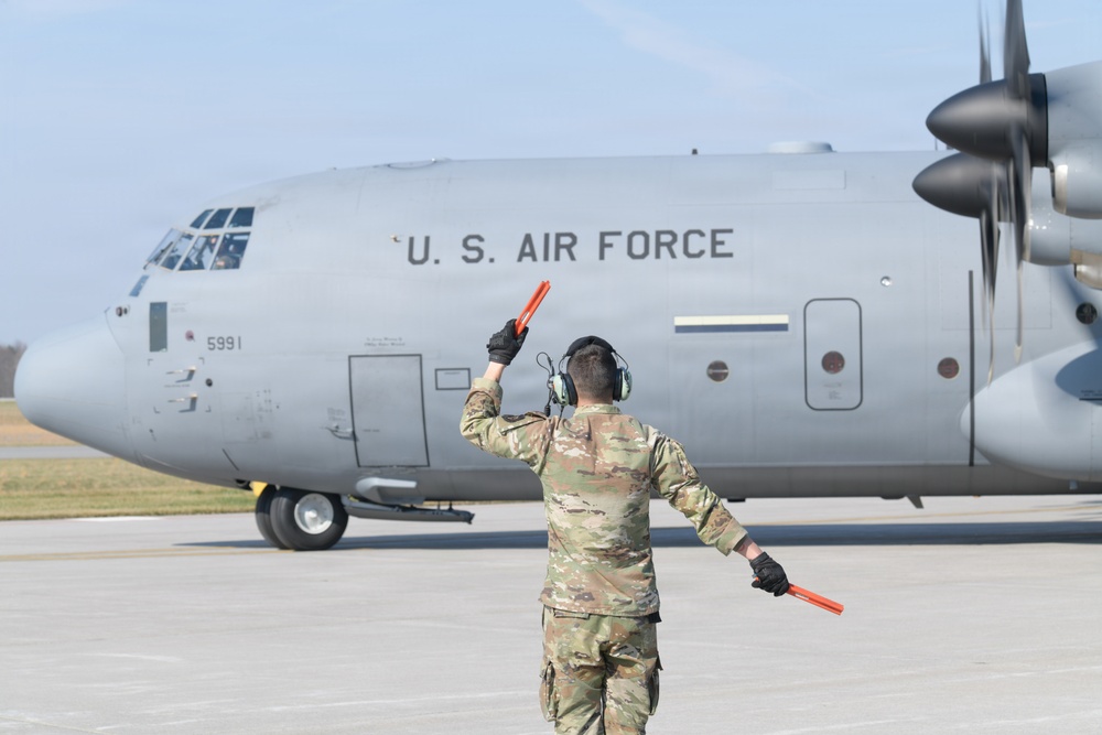 Fixers and Flyers get the Hercs in the air