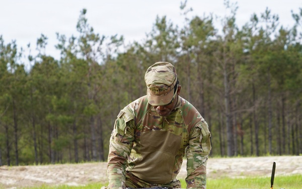 101st MFRC S oldiers operate Mobile Command Flight Station