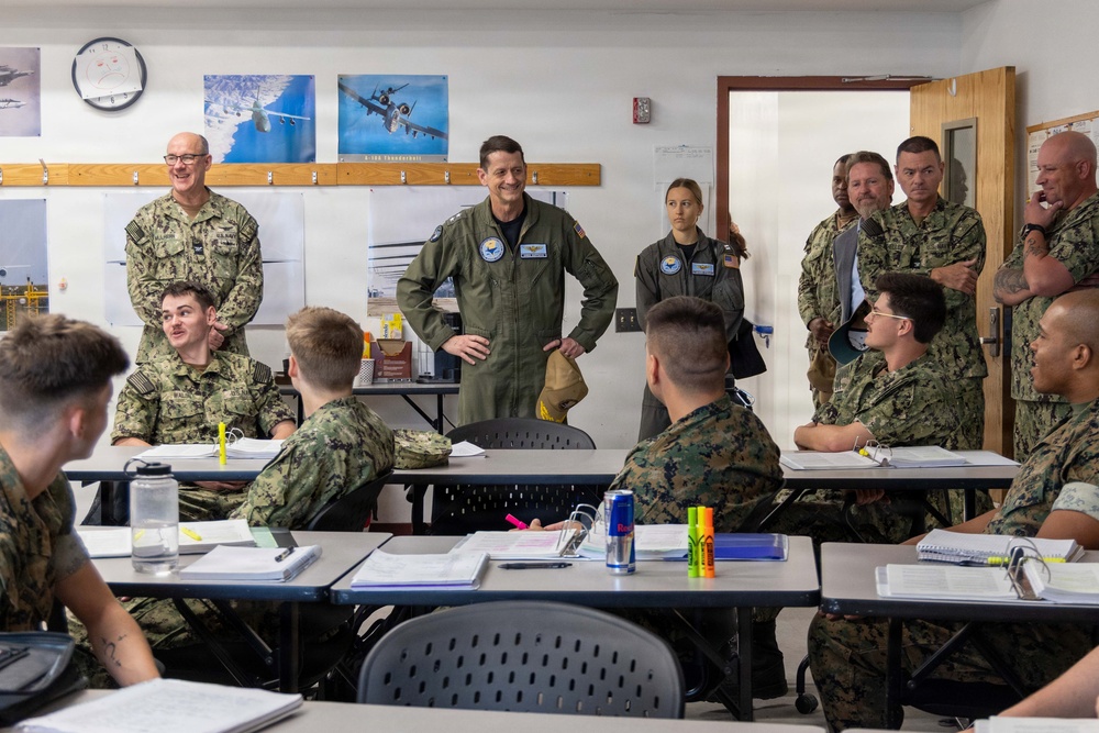 NETC Commander visits NATTC Air Traffic Control School