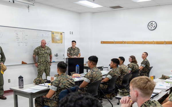 NETC Commander visits NATTC Air Traffic Control School