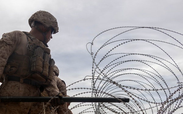 Marines with JTF-SB Conduct Border Reinforcement