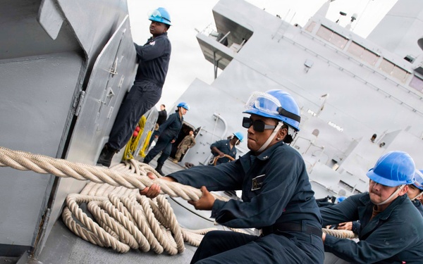 John P. Murtha gets underway for Artemis II recovery