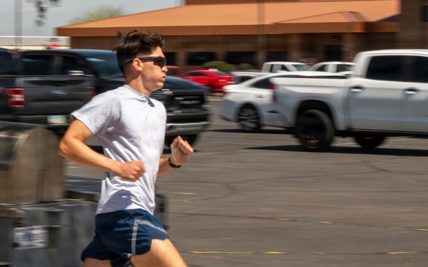 Airmen Race to the Finish During German Armed Forces Proficiency Badge Assessment