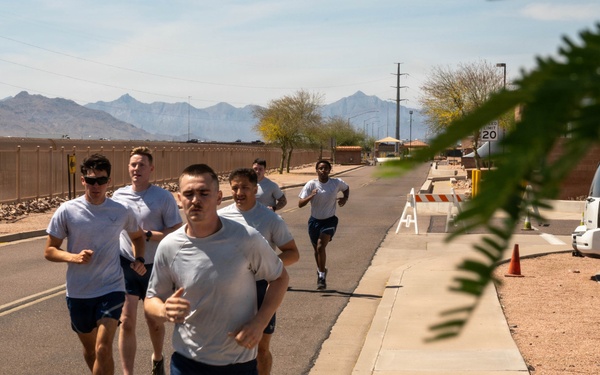 Airmen Race to the Finish During German Armed Forces Proficiency Badge Assessment
