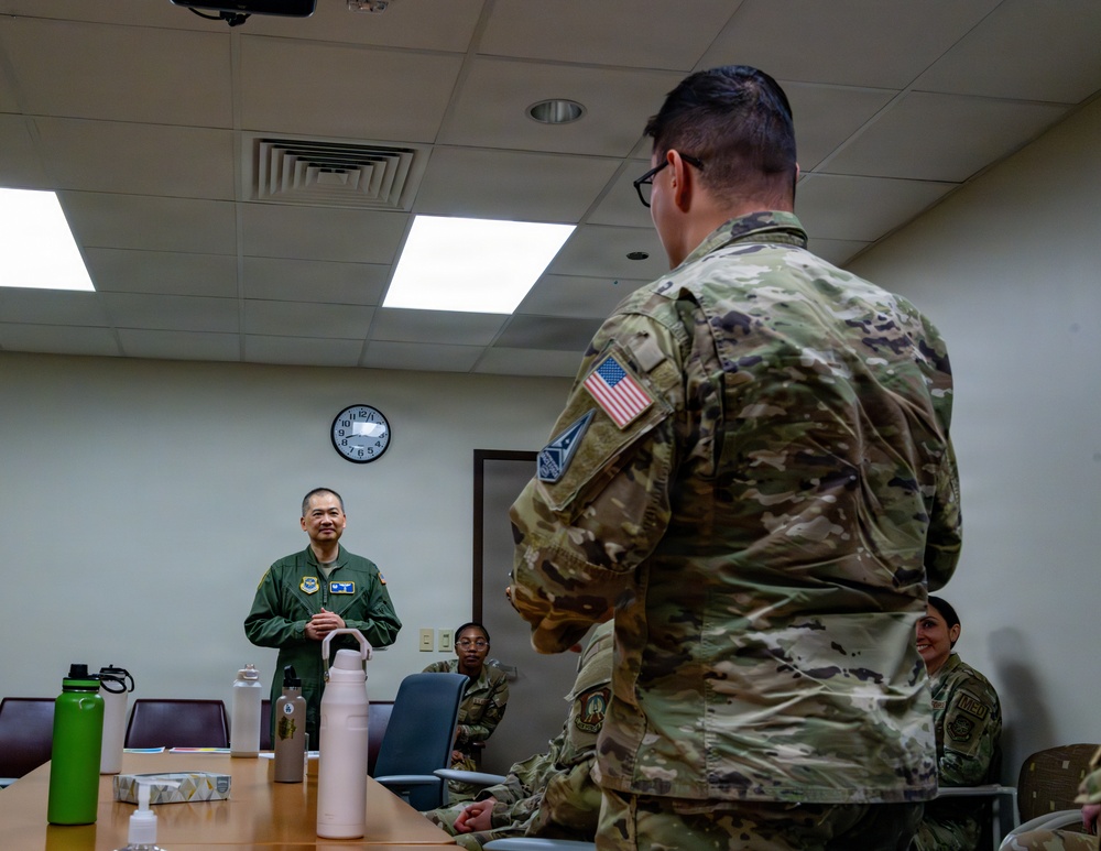 UC Berkeley ROTC cadets visit Travis AFB