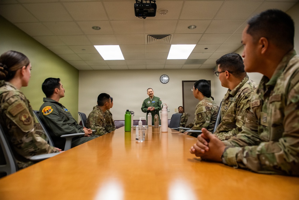UC Berkeley ROTC cadets visit Travis AFB