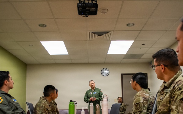 UC Berkeley ROTC cadets visit Travis AFB