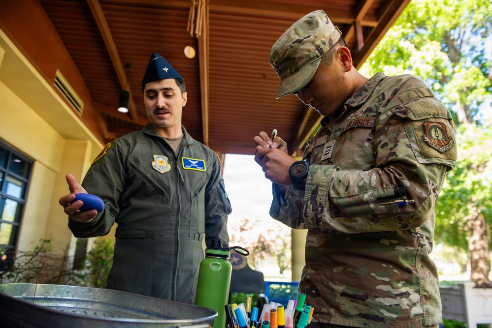 UC Berkeley ROTC cadets visit Travis AFB