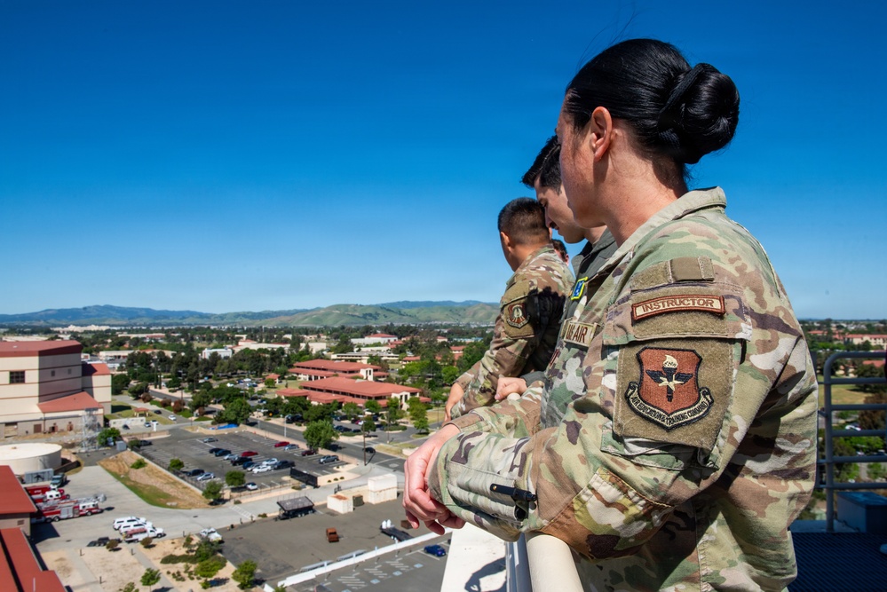 UC Berkeley ROTC cadets visit Travis AFB