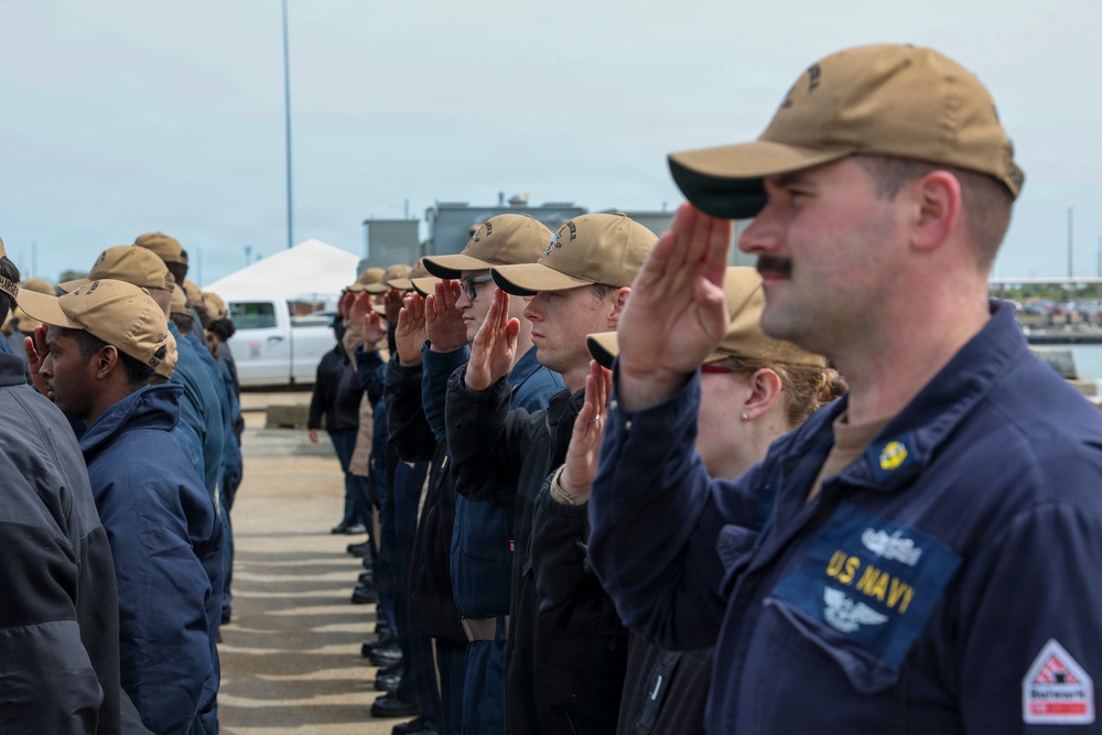 USS Harvey C. Barnum Jr. (DDG 124) Conducts Ceremony Rehearsals