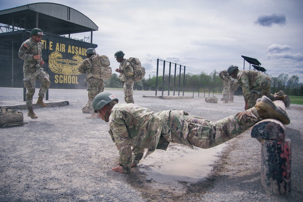 Air Assault School students push limits through rigorous daily physical training