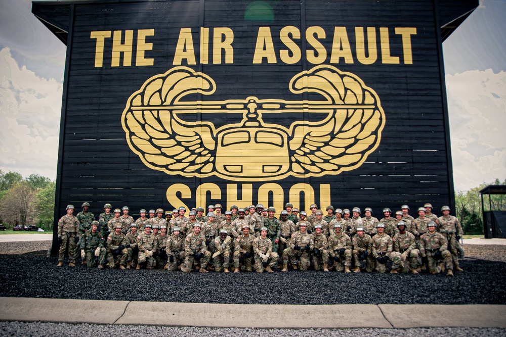 Air Assault School students conduct rappel training at Fort Campbell