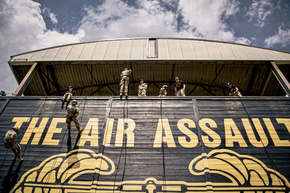 Air Assault School students conduct rappel training at Fort Campbell