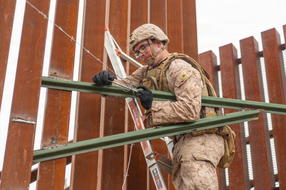JTS-SB Marines Reinforce Southern Border Barrier in Nogales