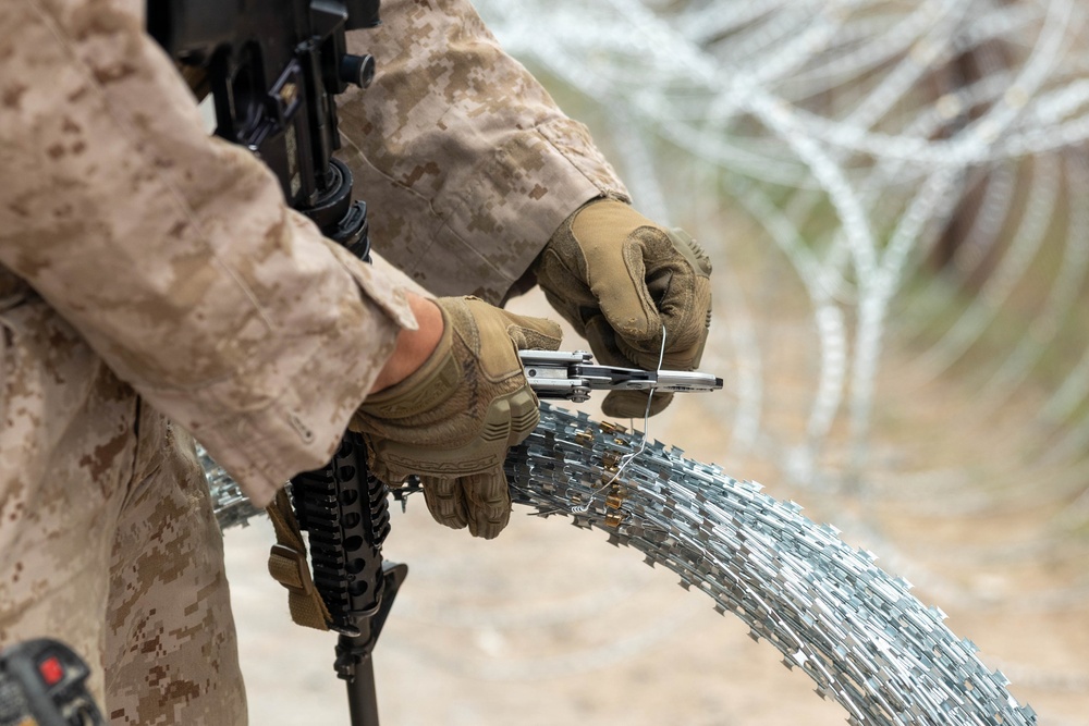 JTS-SB Marines Reinforce Southern Border Barrier in Nogales