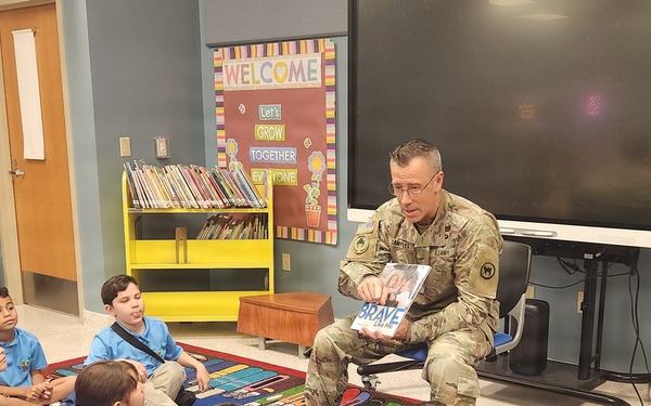 Fort Buchanan Commander Honors Military Children During Visit to Antilles Elementary School