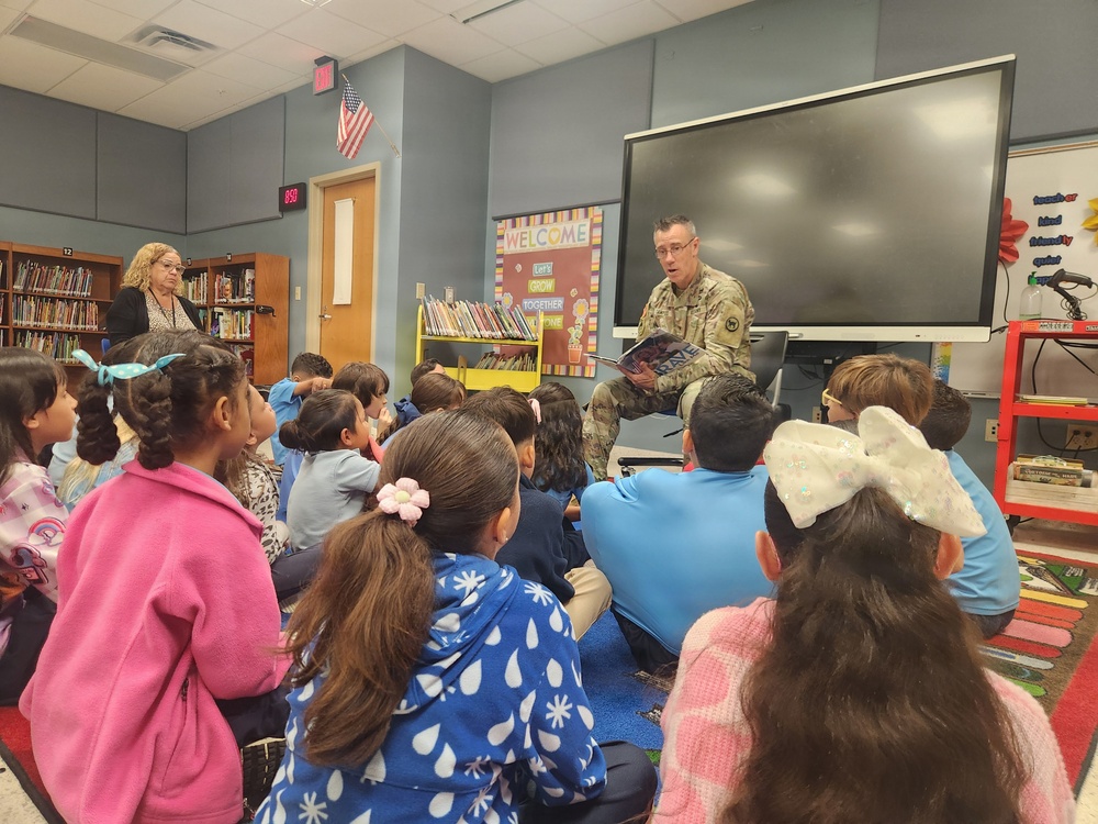 Fort Buchanan Commander Honors Military Children During Visit to Antilles Elementary School