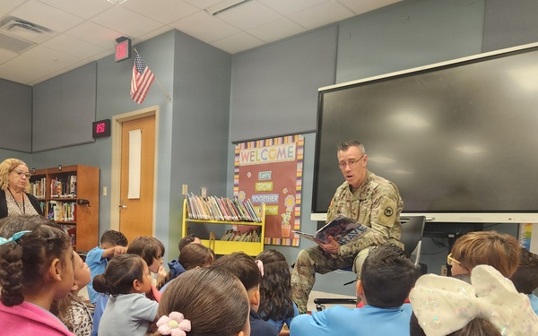 Fort Buchanan Commander Honors Military Children During Visit to Antilles Elementary School