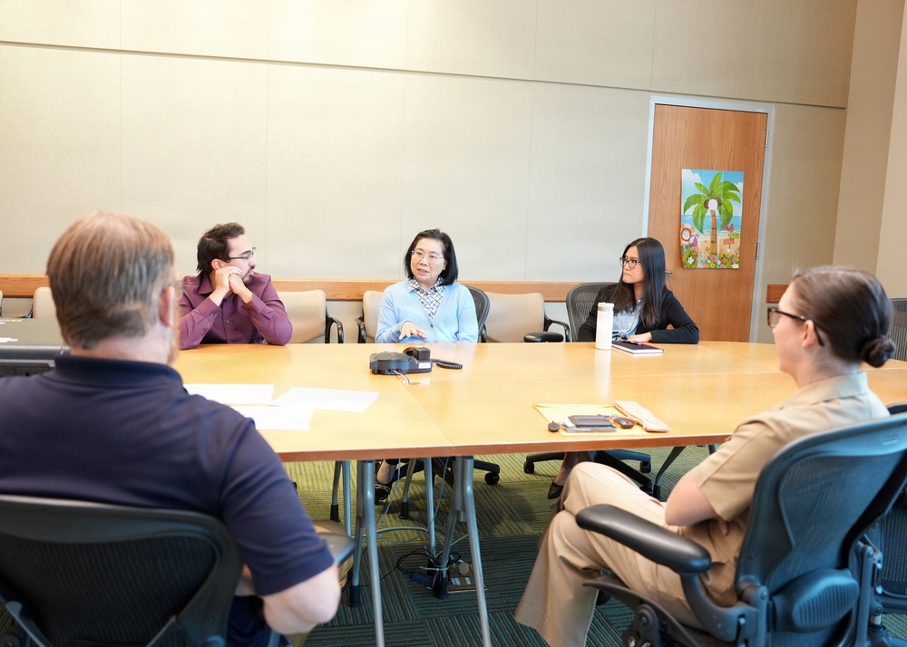 Special Operations Forces Acquisitions, Technology &amp; Logistics visits NAMRU San Antonio