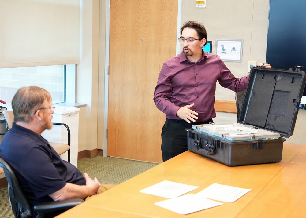 Special Operations Forces Acquisitions, Technology &amp; Logistics visits NAMRU San Antonio