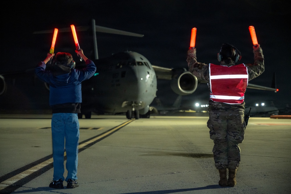 Travis welcomes Airmen home