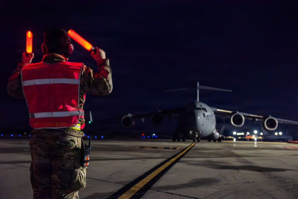 Travis welcomes Airmen home