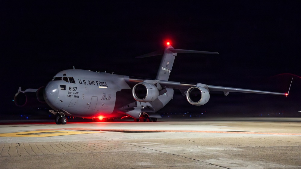 Travis welcomes Airmen home