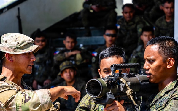 U.S., Philippine Army Soldiers Conduct Anti-Armor Training During Exercise Salaknib 2026